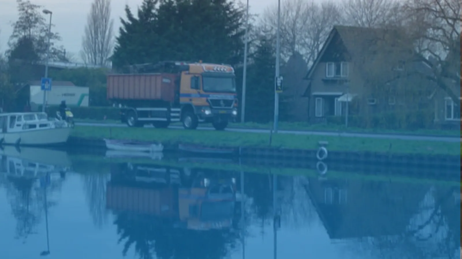 Uitvoering van grondwerk en bestrating door het team van Baron Infra